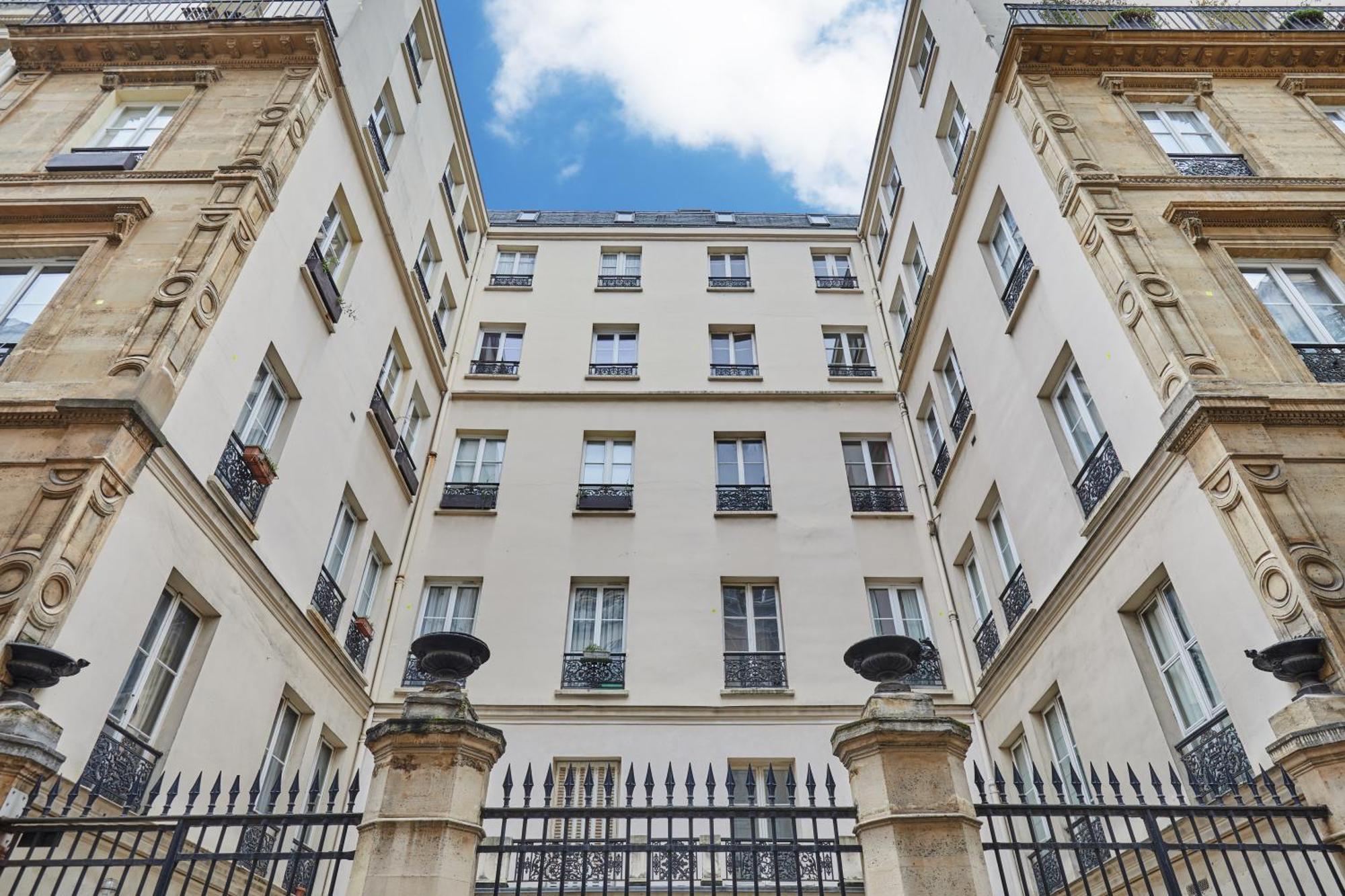 Residence Center Of Paris By Studio Prestige Exterior photo